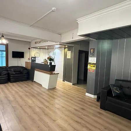 Denizyildizi Centrum Gazde/Camere de închiriat *